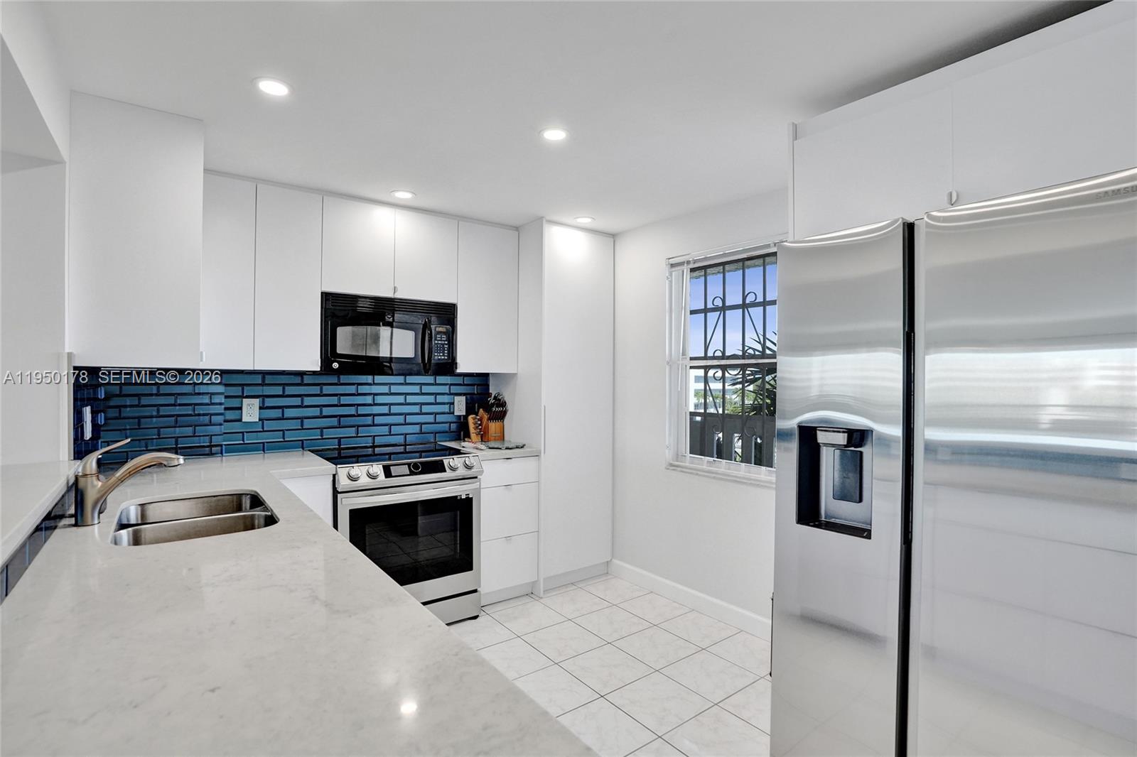 200 SE 5th Ave #405, Dania Beach FL 33004