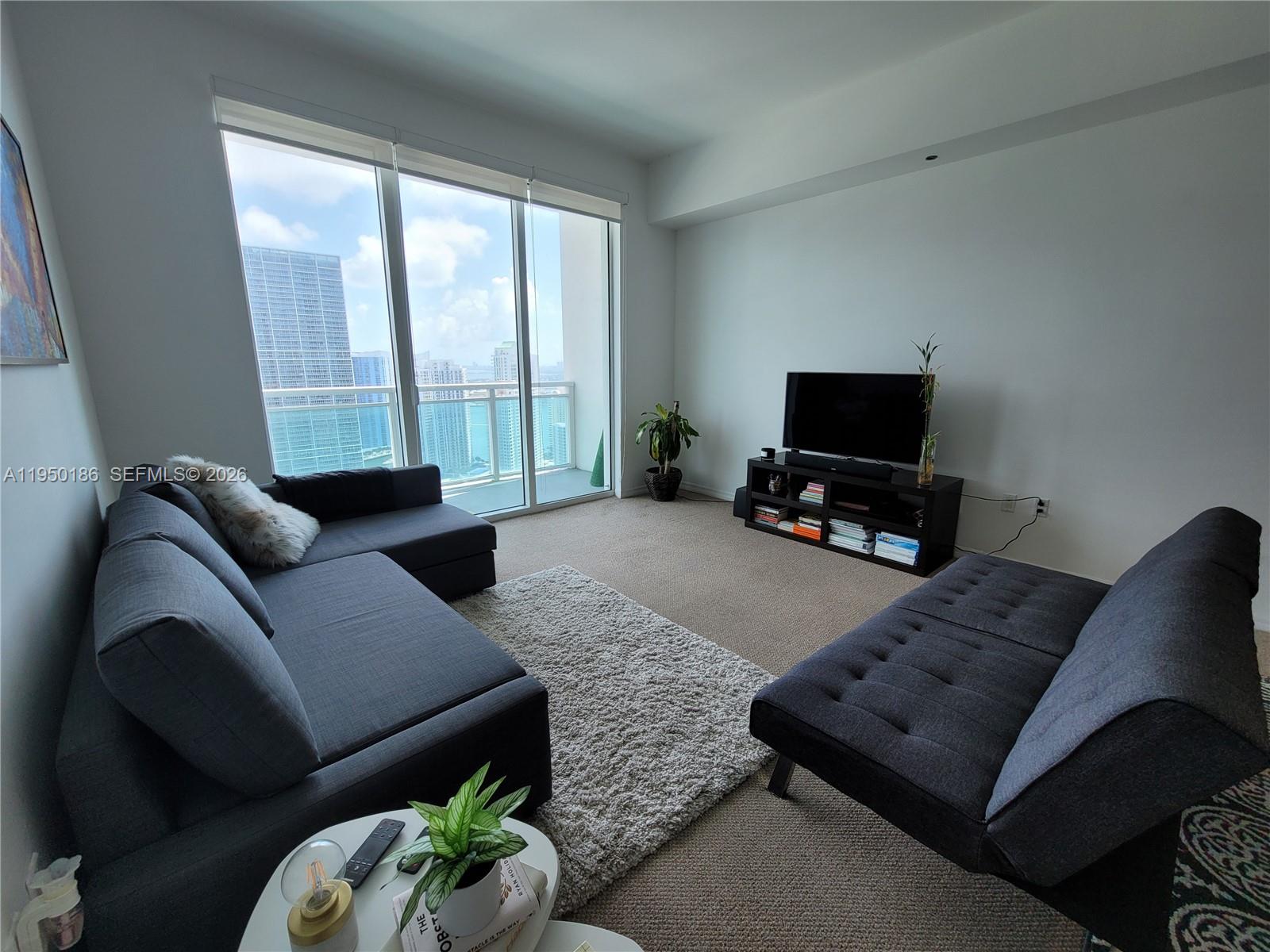 950 Brickell Bay Dr #4108, Miami FL 33131