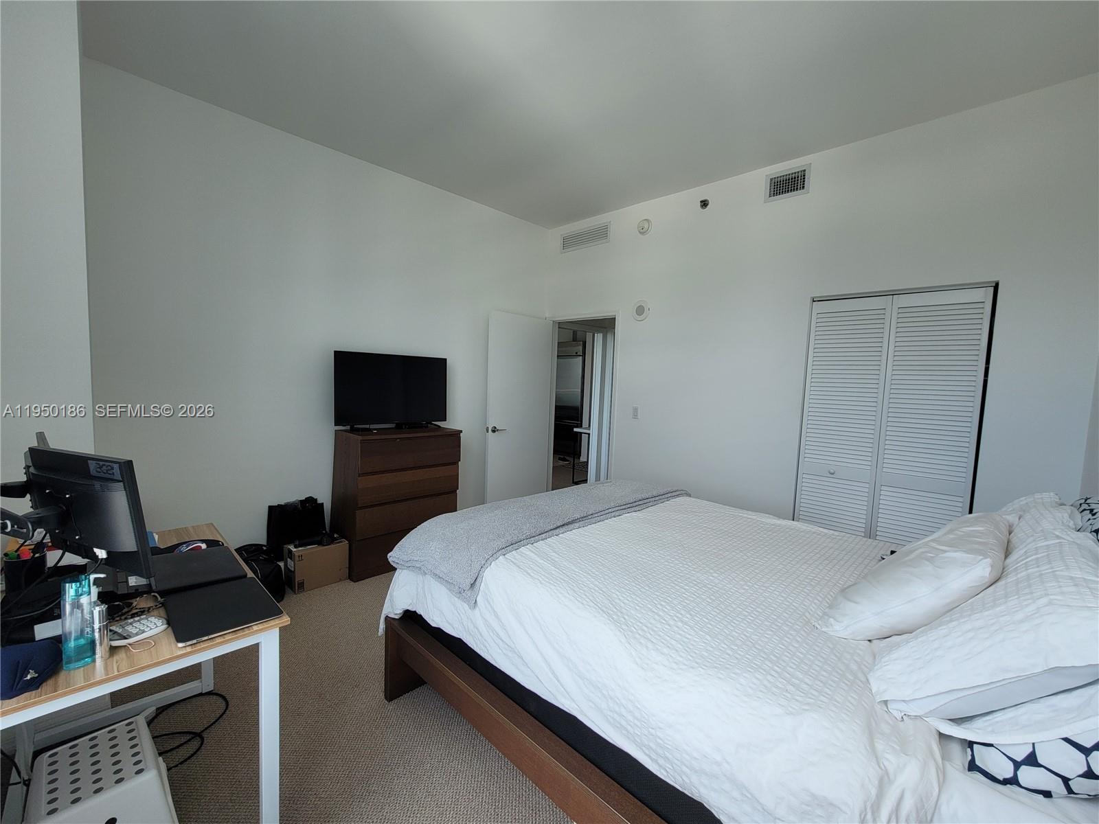 950 Brickell Bay Dr #4108, Miami FL 33131