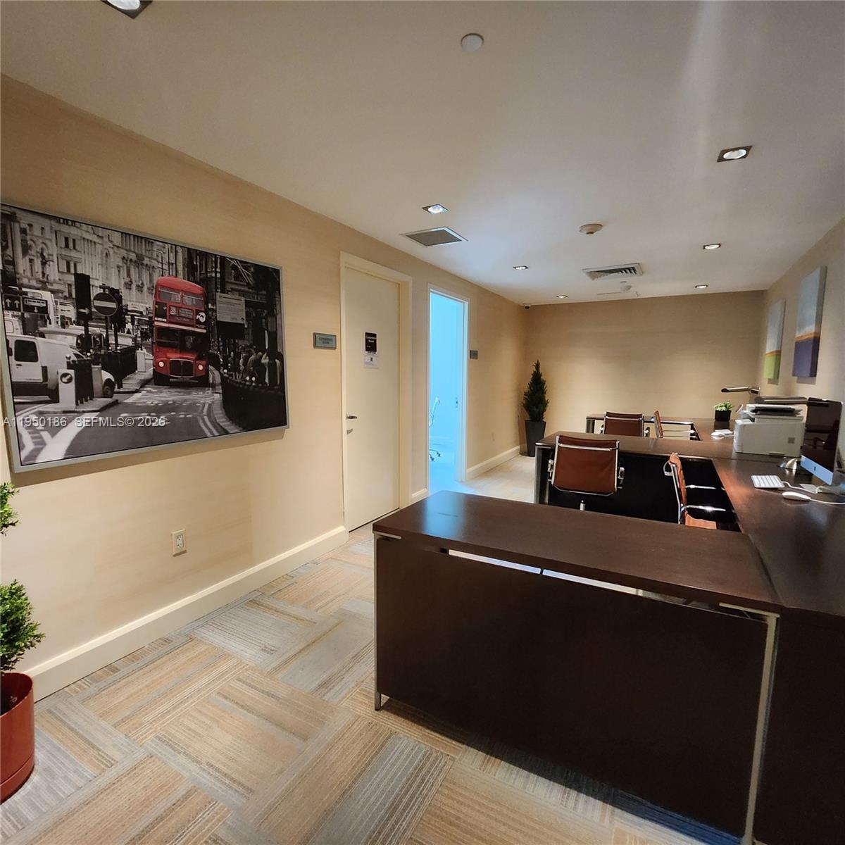 950 Brickell Bay Dr #4108, Miami FL 33131
