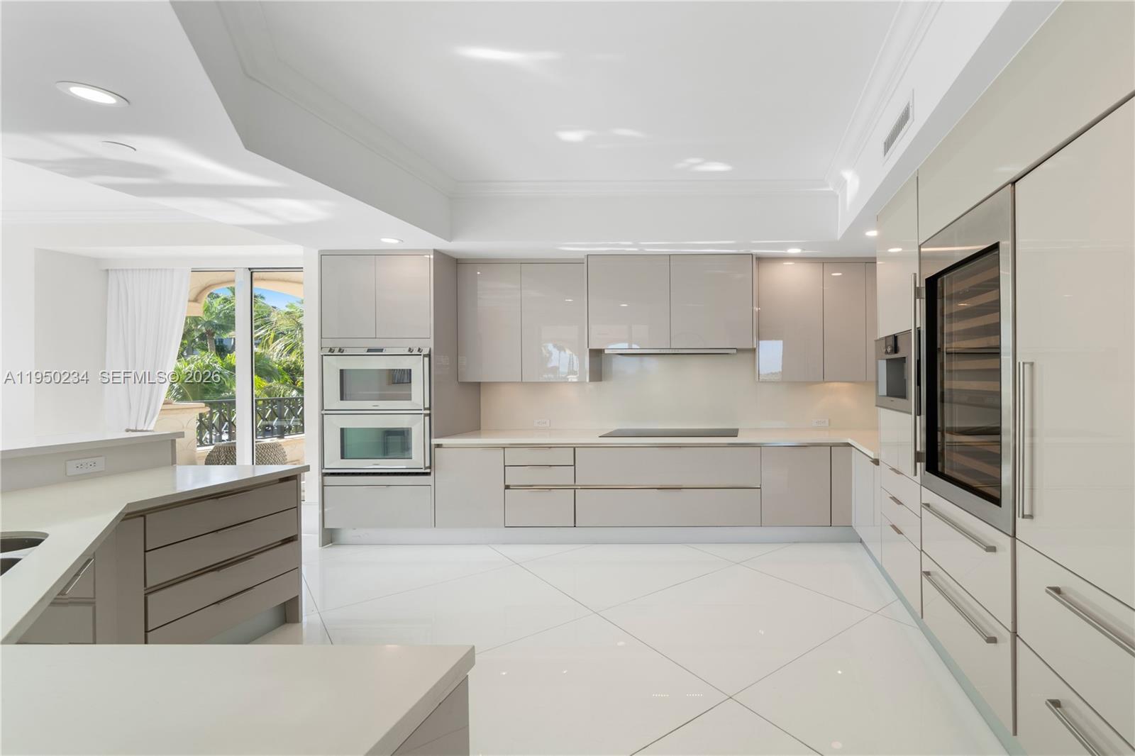 7124 Fisher Island Dr #7124, Miami Beach FL 33109