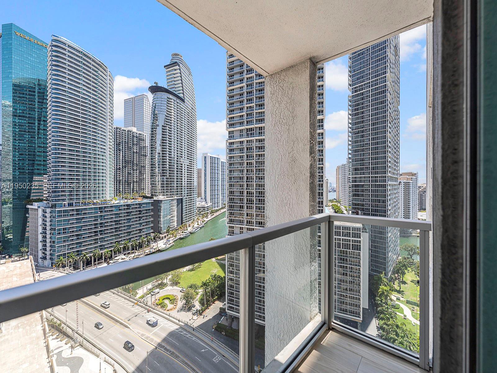 500 Brickell Ave #2203, Miami FL 33131