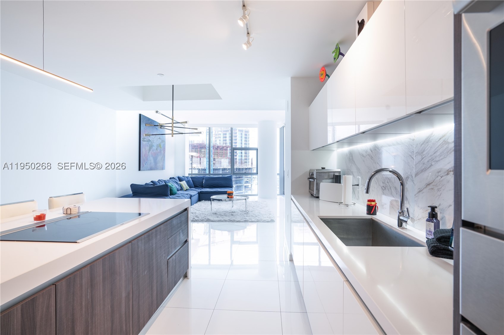 851 NE 1st Ave #2101, Miami FL 33132