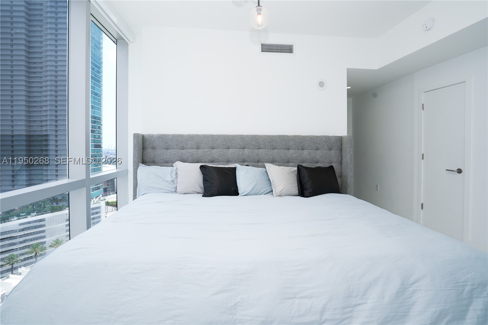 851 NE 1st Ave #2101, Miami FL 33132