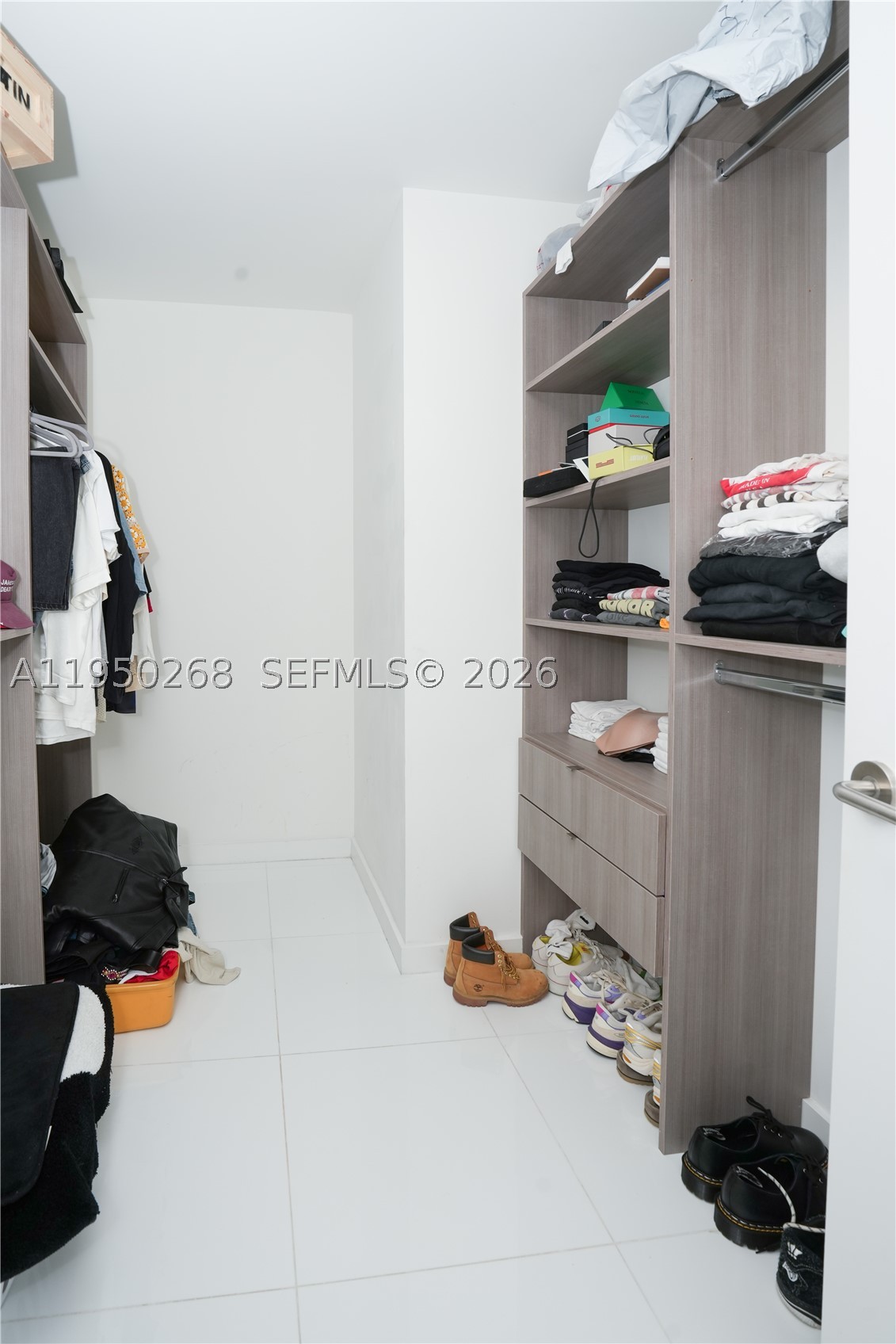 851 NE 1st Ave #2101, Miami FL 33132