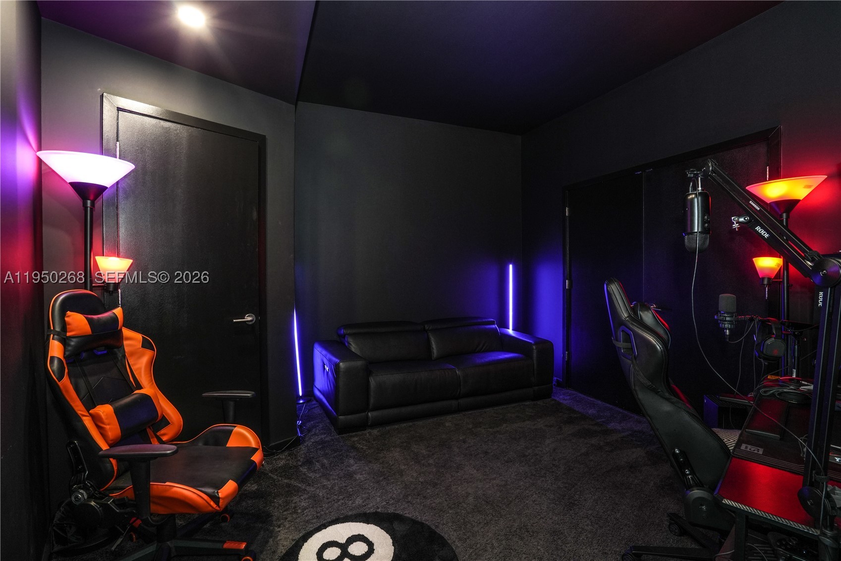 851 NE 1st Ave #2101, Miami FL 33132