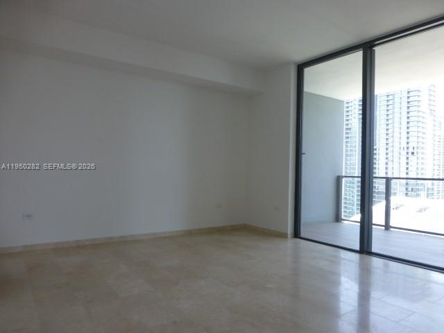 88 SW 7th St #2203, Miami FL 33130