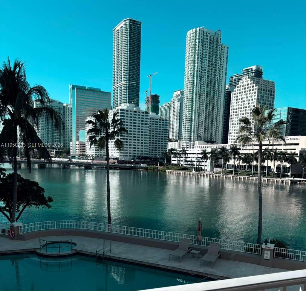 701 Brickell Key Blvd #1105, Miami FL 33131