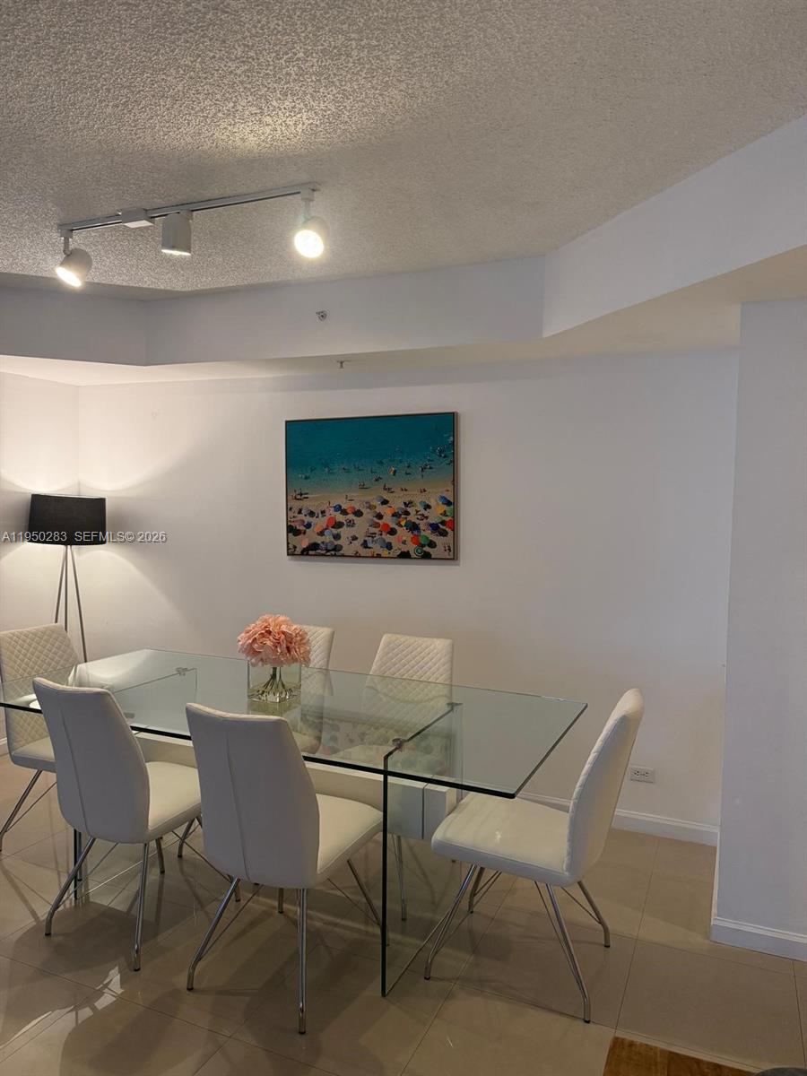 701 Brickell Key Blvd #1105, Miami FL 33131