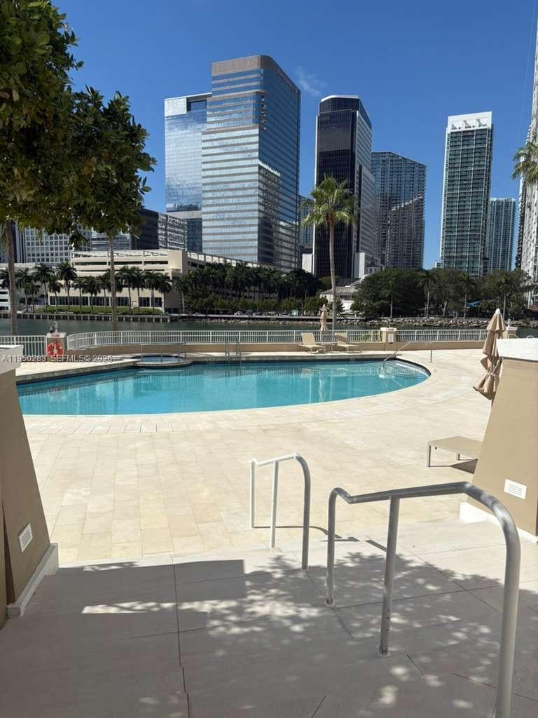 701 Brickell Key Blvd #1105, Miami FL 33131