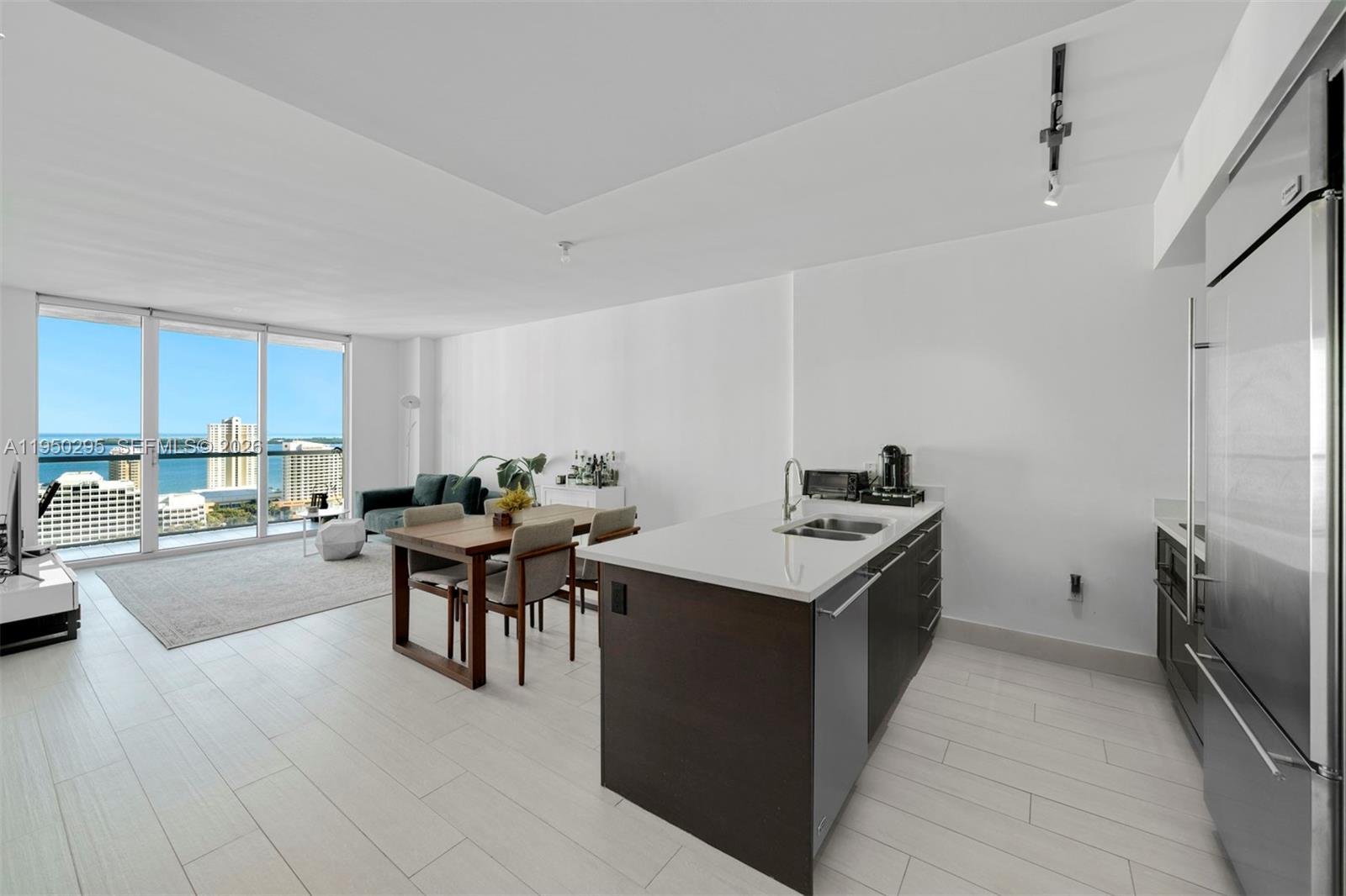 500 Brickell Ave #2800, Miami FL 33131