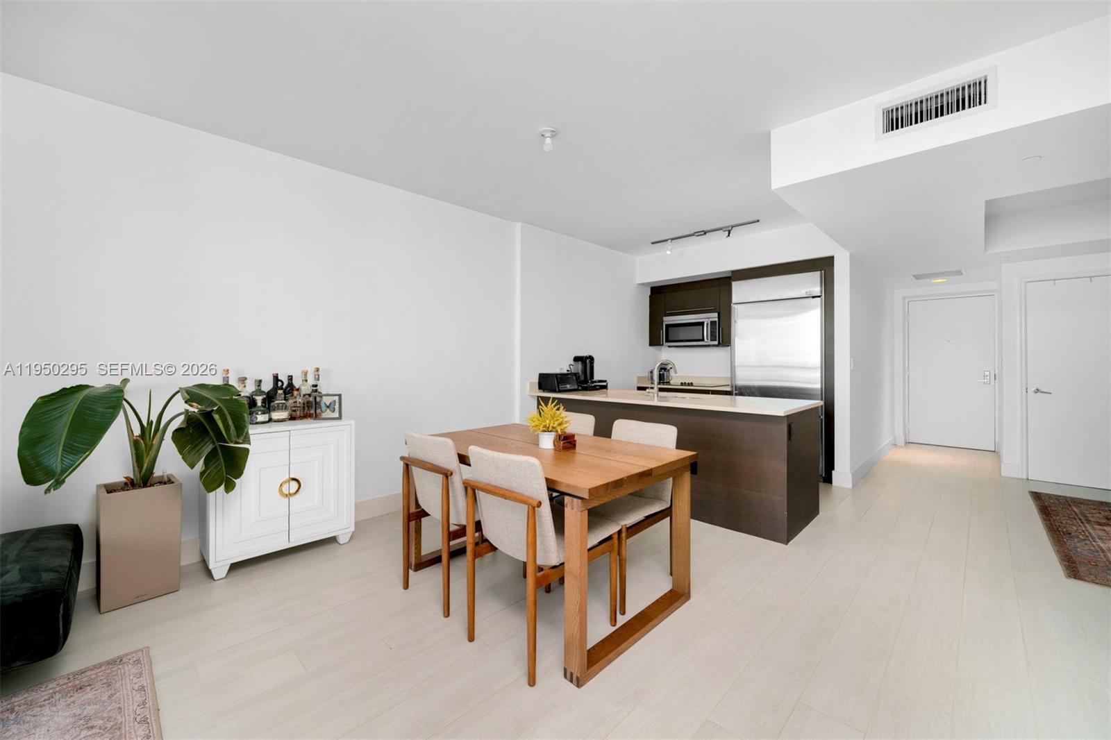 500 Brickell Ave #2800, Miami FL 33131