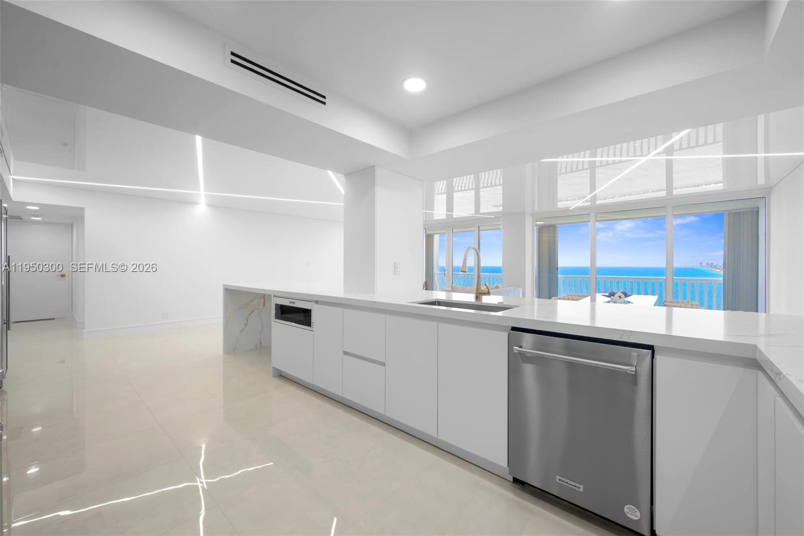 2200 S Ocean Ln #2204, Fort Lauderdale FL 33316