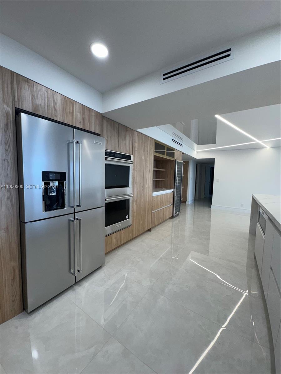 2200 S Ocean Ln #2204, Fort Lauderdale FL 33316