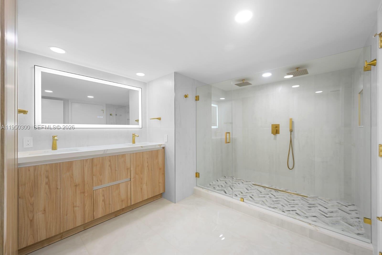 2200 S Ocean Ln #2204, Fort Lauderdale FL 33316