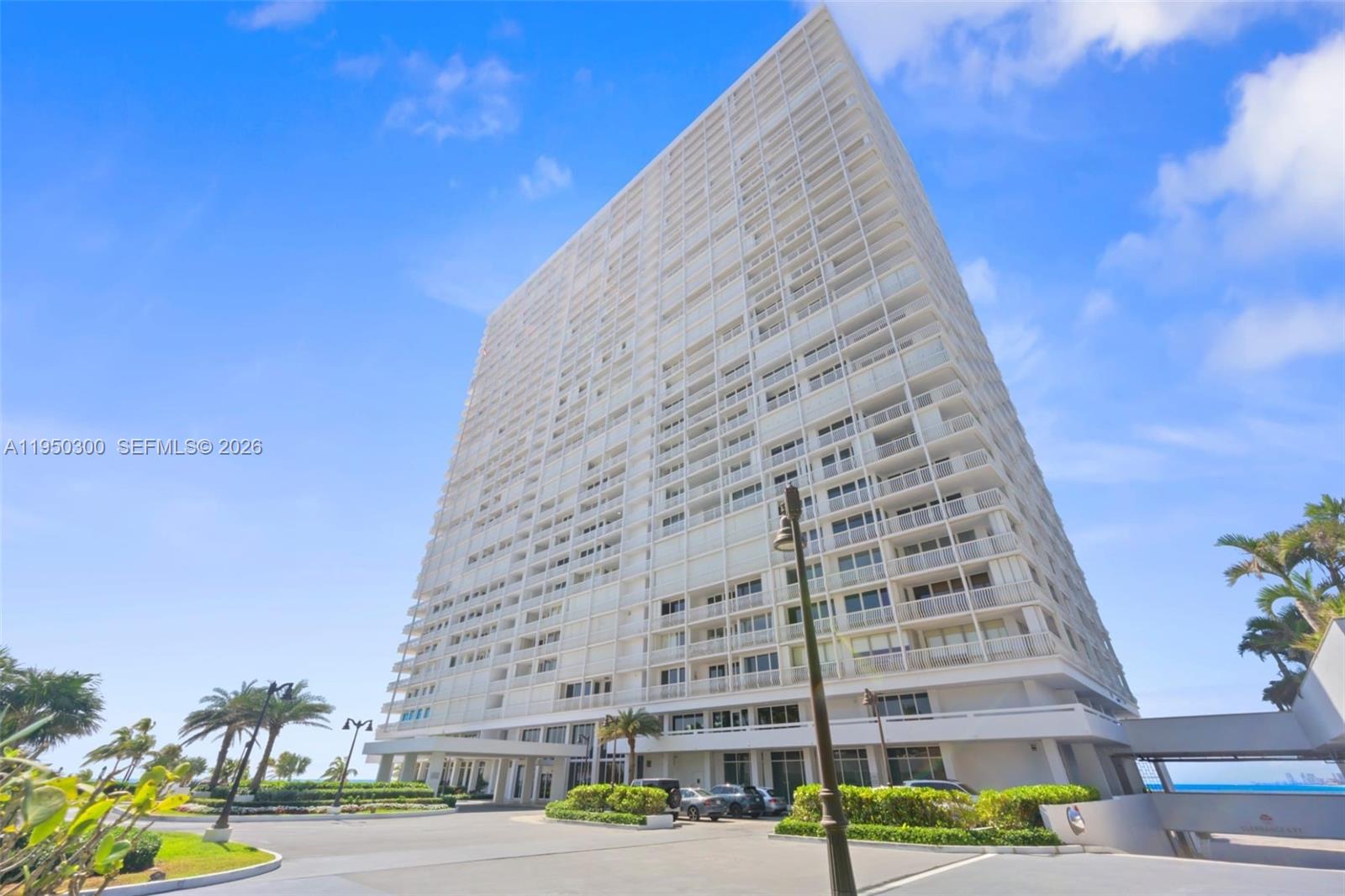 2200 S Ocean Ln #2204, Fort Lauderdale FL 33316
