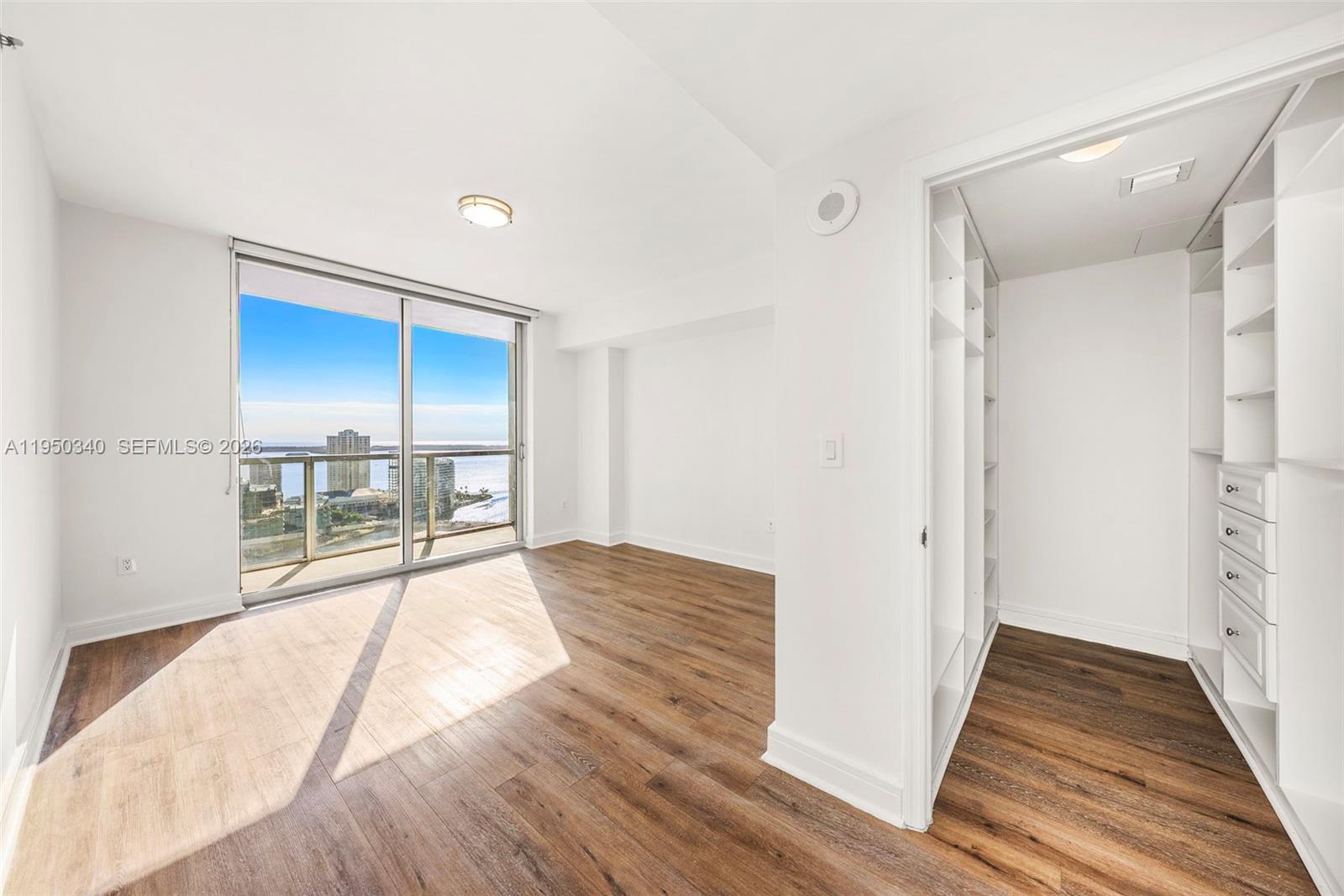 500 Brickell Ave #2901, Miami FL 33131