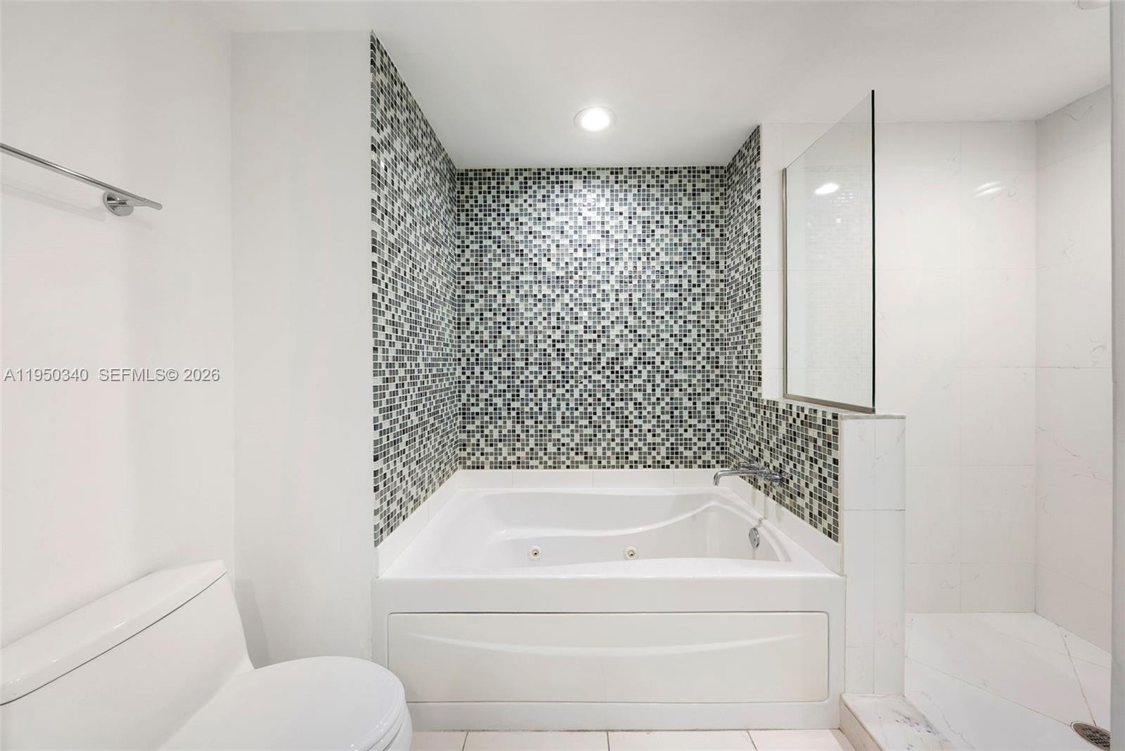 500 Brickell Ave #2901, Miami FL 33131