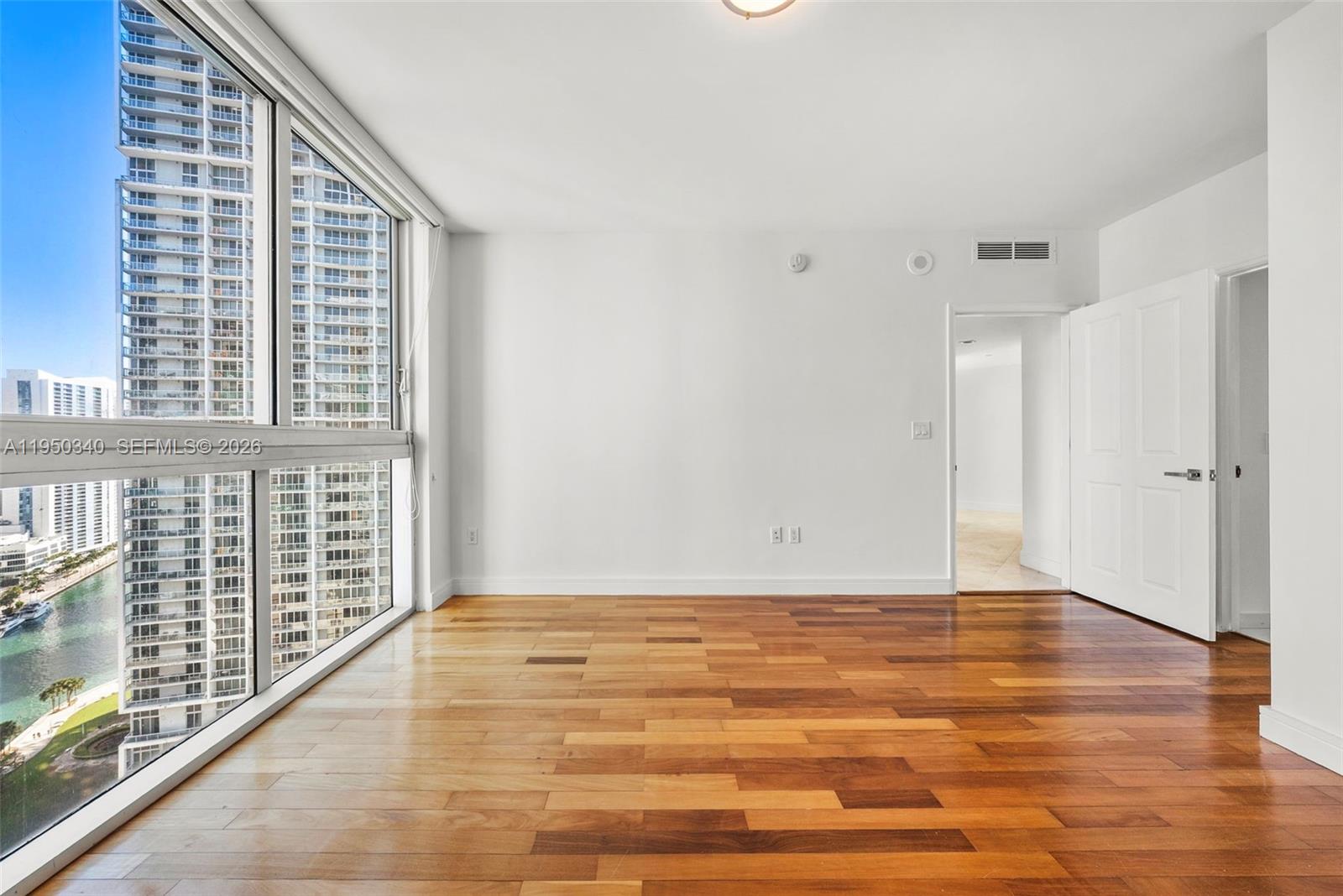 500 Brickell Ave #2901, Miami FL 33131