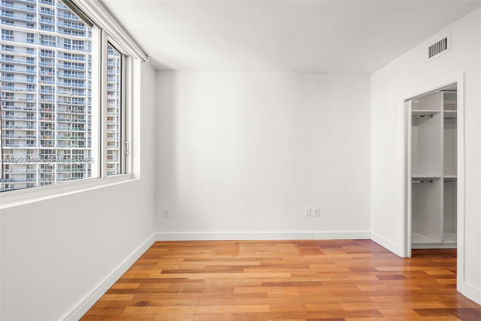 500 Brickell Ave #2901, Miami FL 33131