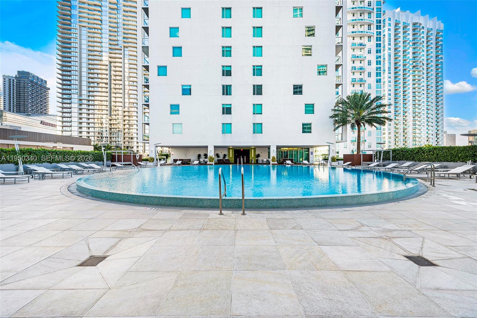 500 Brickell Ave #2901, Miami FL 33131