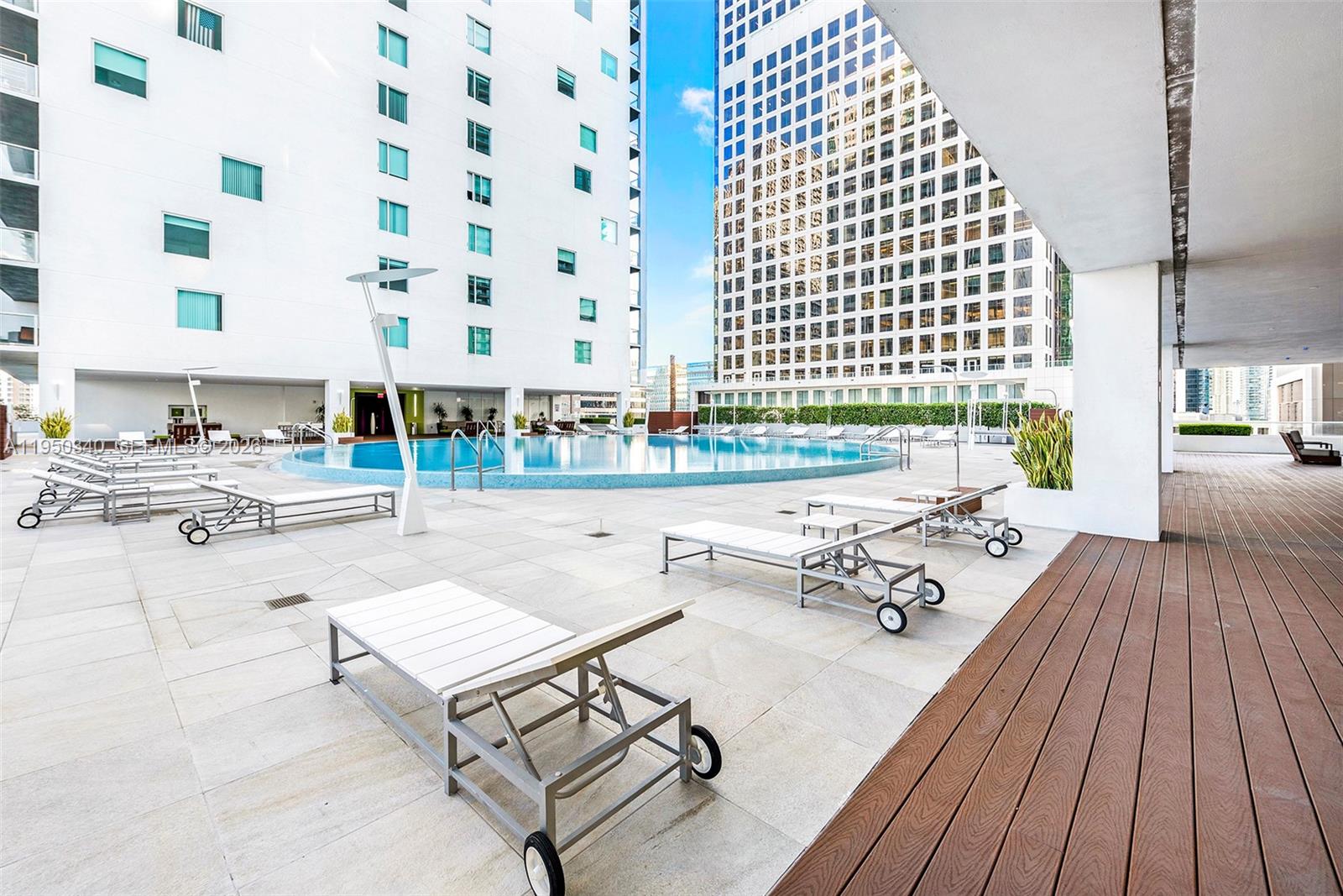 500 Brickell Ave #2901, Miami FL 33131
