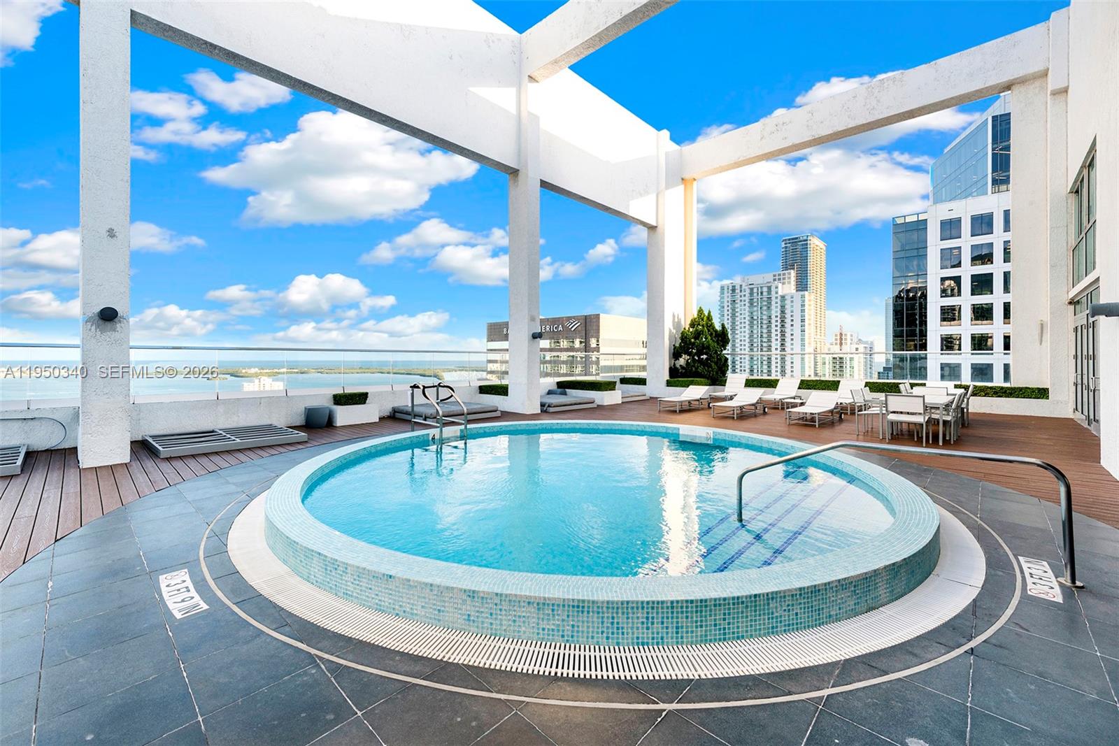 500 Brickell Ave #2901, Miami FL 33131