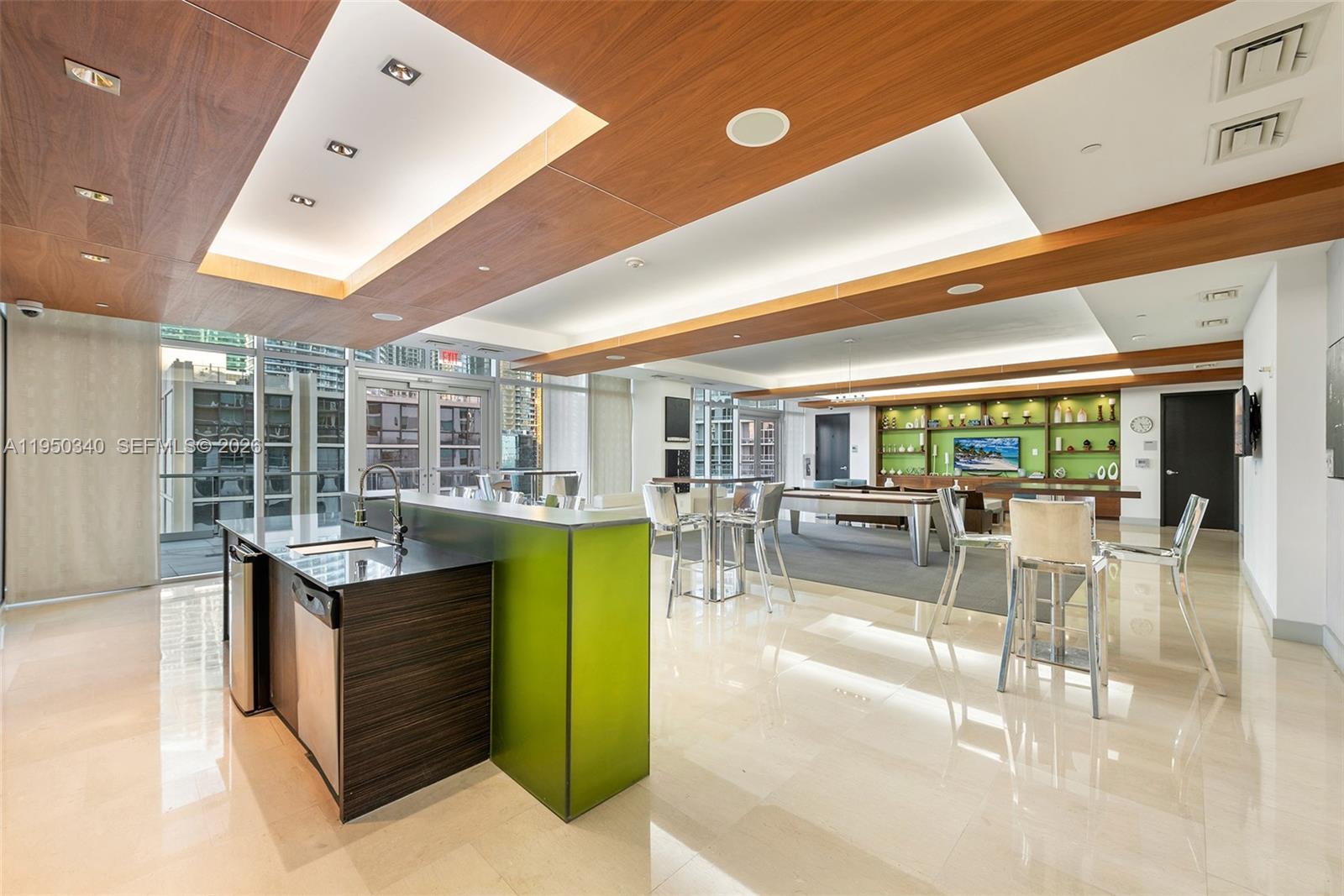 500 Brickell Ave #2901, Miami FL 33131