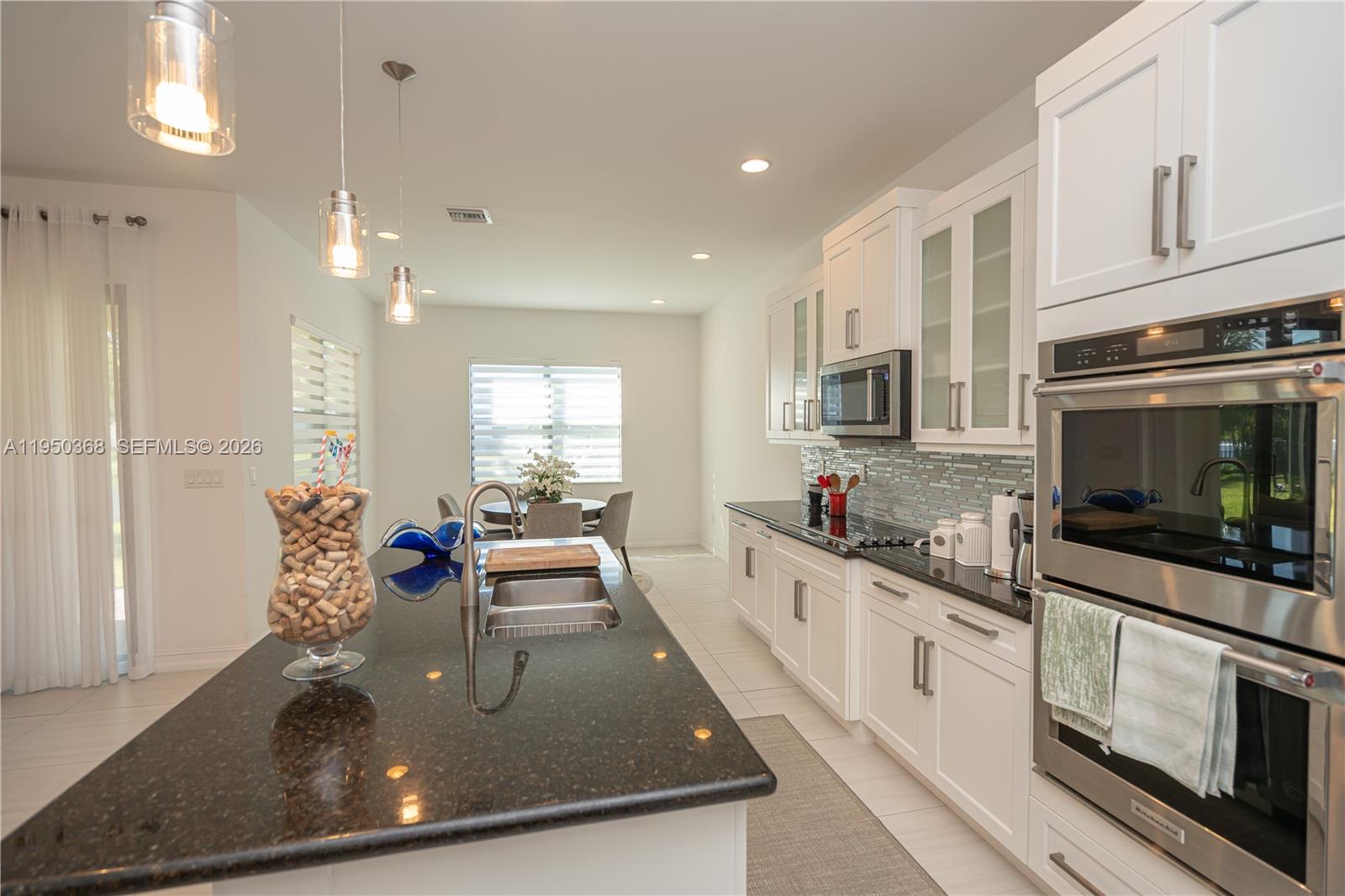 11824 SW 13th Ct, Pembroke Pines FL 33025