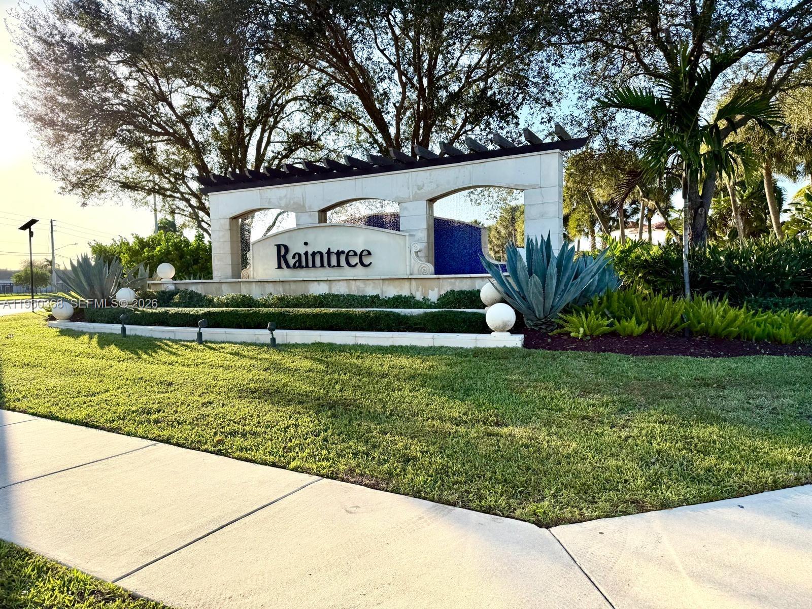 11824 SW 13th Ct, Pembroke Pines FL 33025
