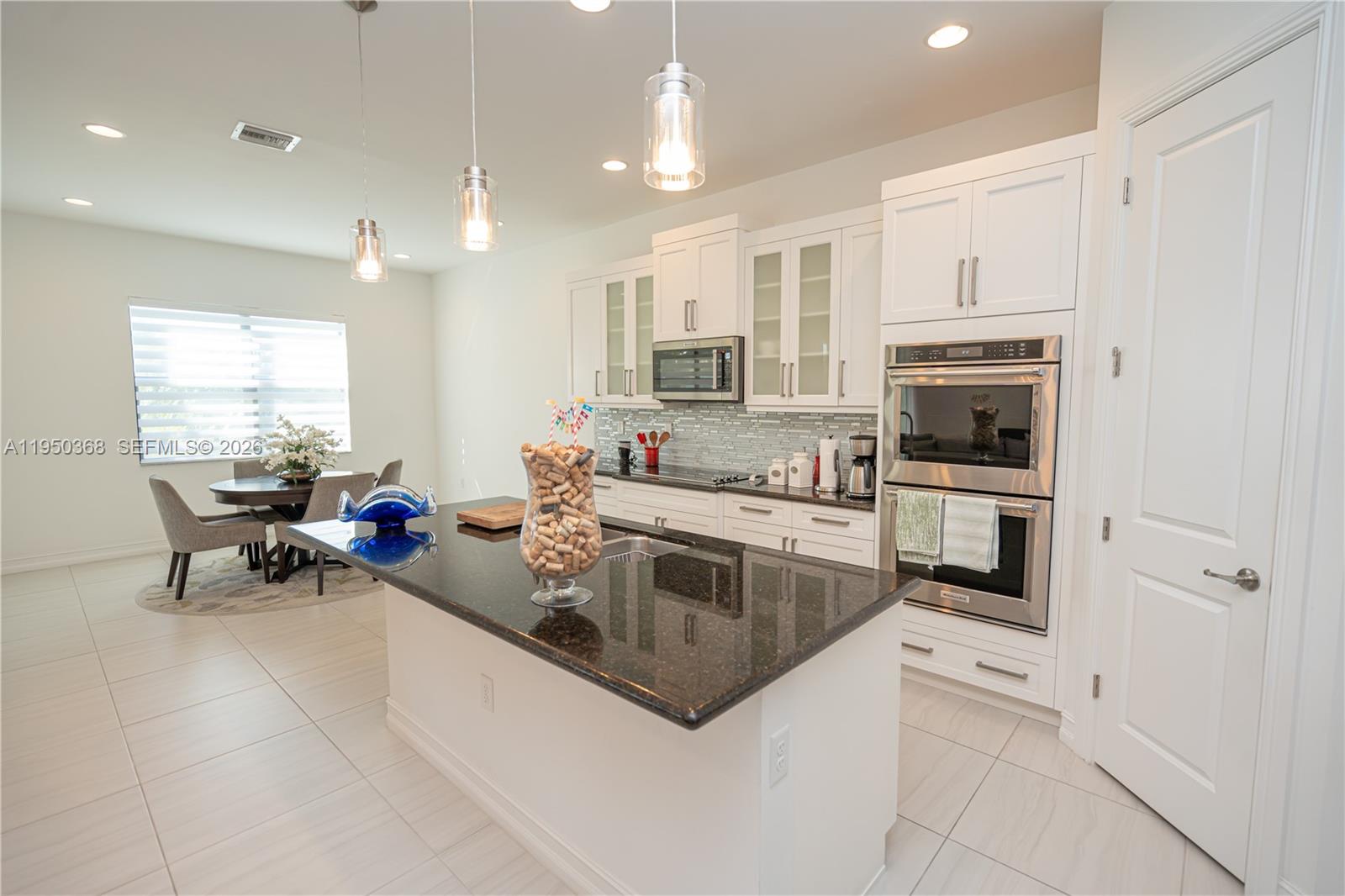 11824 SW 13th Ct, Pembroke Pines FL 33025