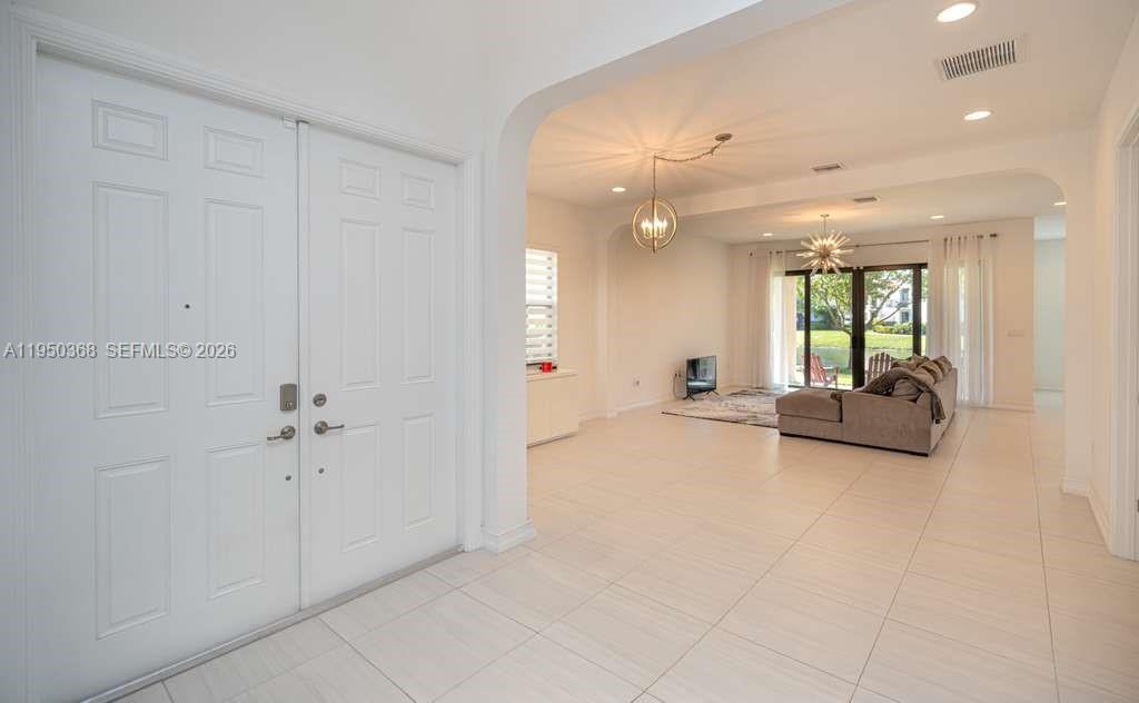 11824 SW 13th Ct, Pembroke Pines FL 33025