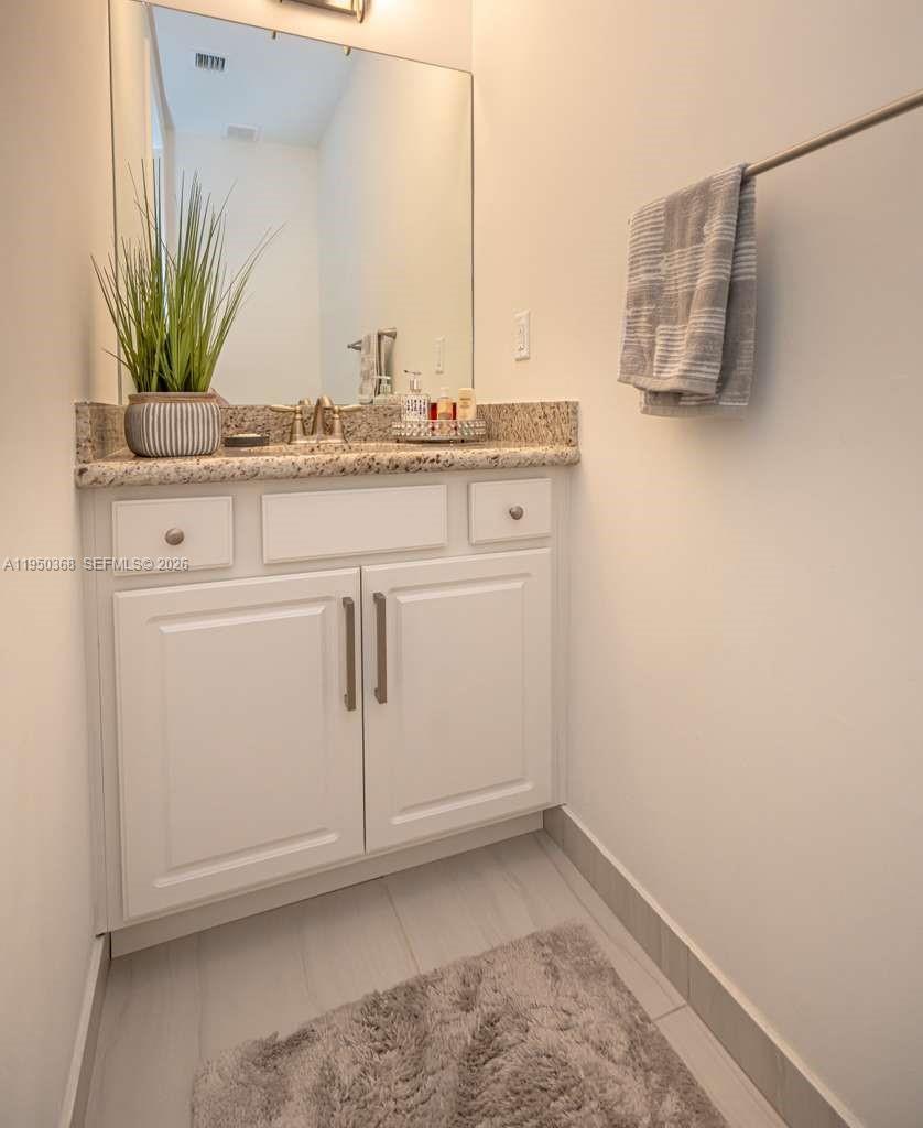 11824 SW 13th Ct, Pembroke Pines FL 33025