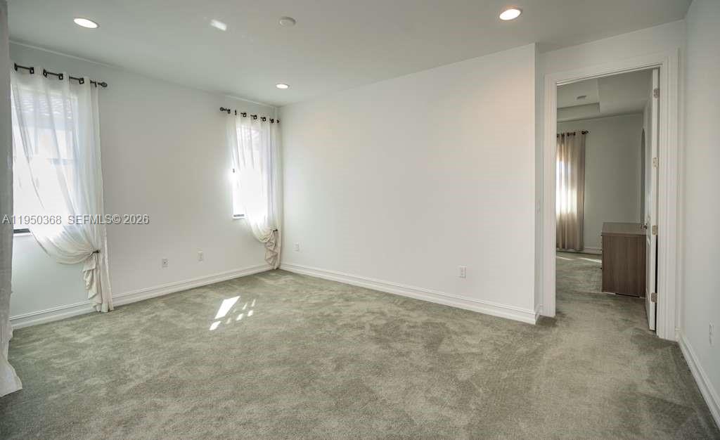 11824 SW 13th Ct, Pembroke Pines FL 33025