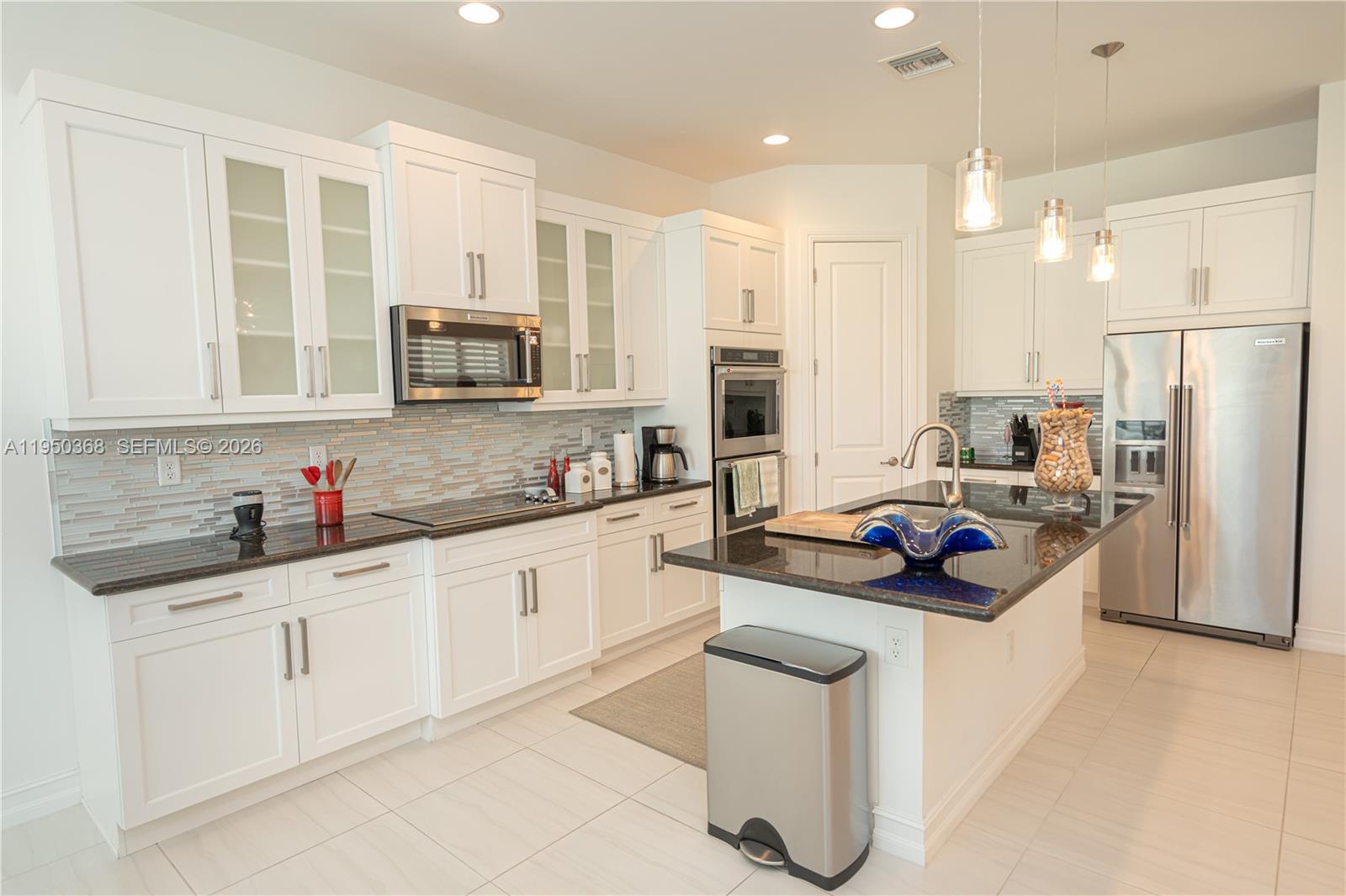 11824 SW 13th Ct, Pembroke Pines FL 33025