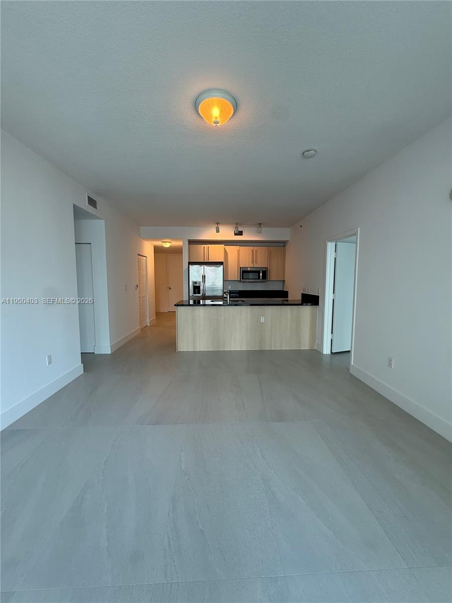 1111 SW 1st Ave #2717-N, Miami FL 33130