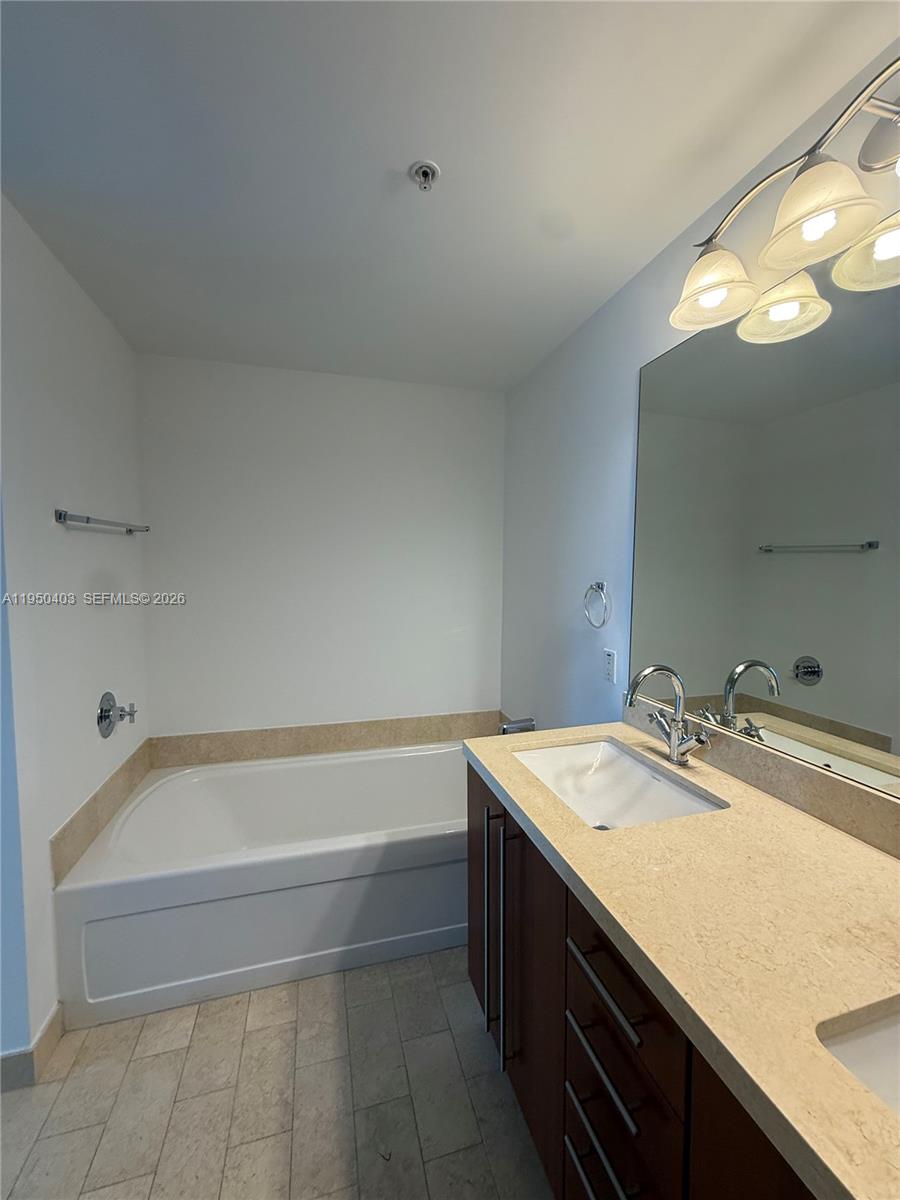 1111 SW 1st Ave #2717-N, Miami FL 33130