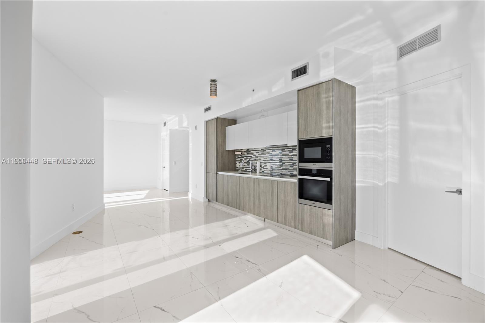 2900 NE 7th Ave #4009, Miami FL 33137