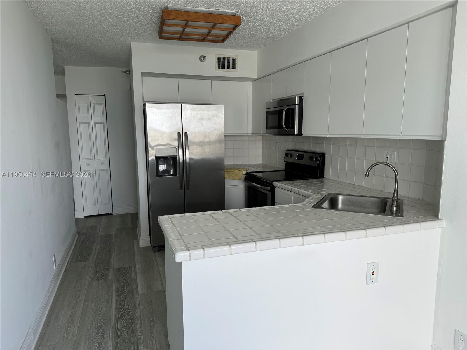 3530 Mystic Pointe Dr #2602 + Parking, Aventura FL 33180
