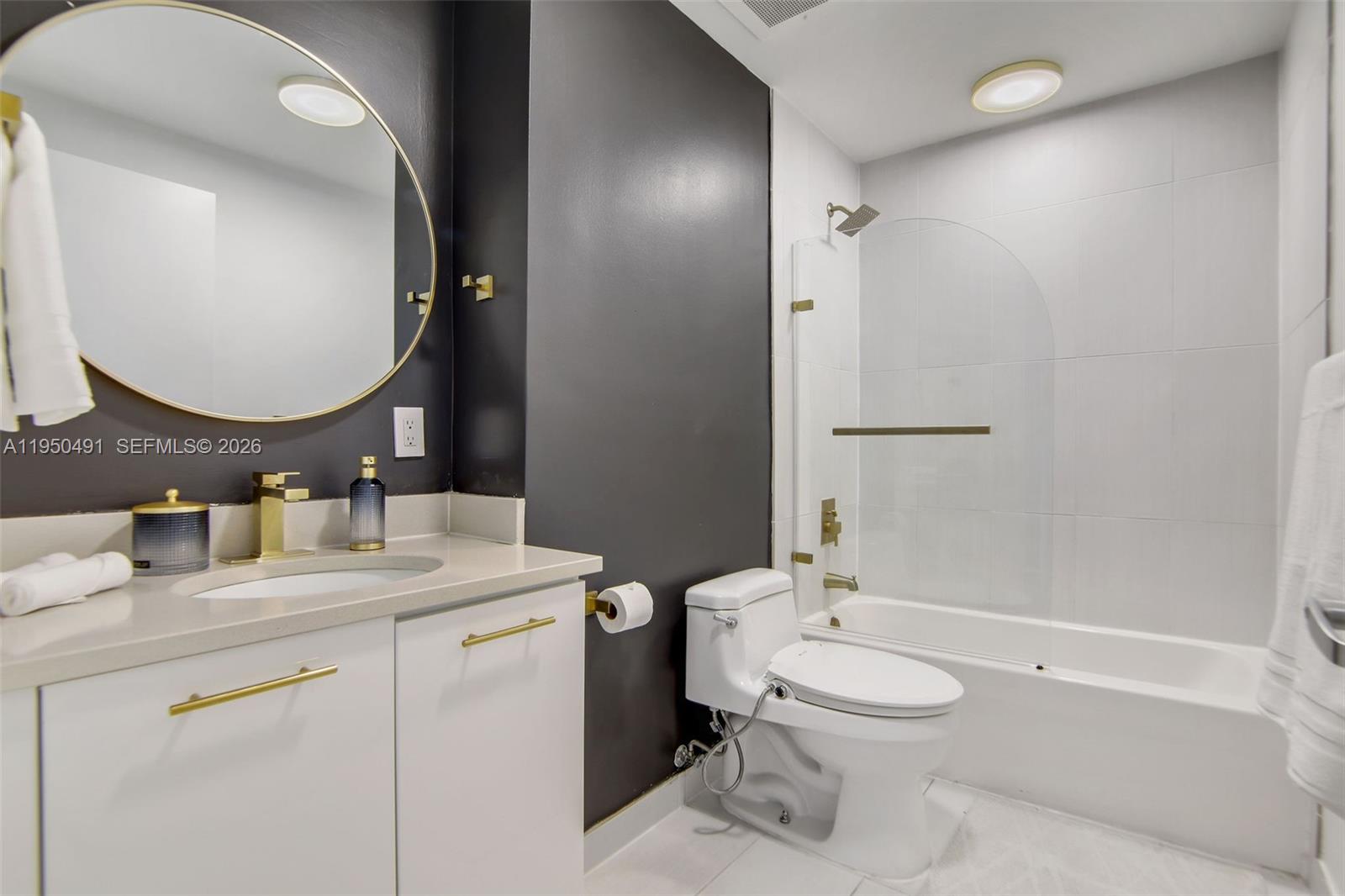 3250 NE 1st Ave #550, Miami FL 33137