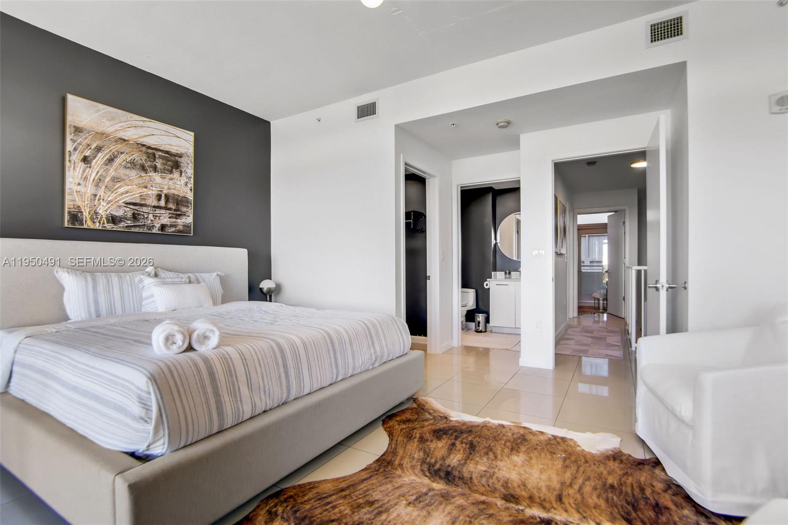 3250 NE 1st Ave #550, Miami FL 33137