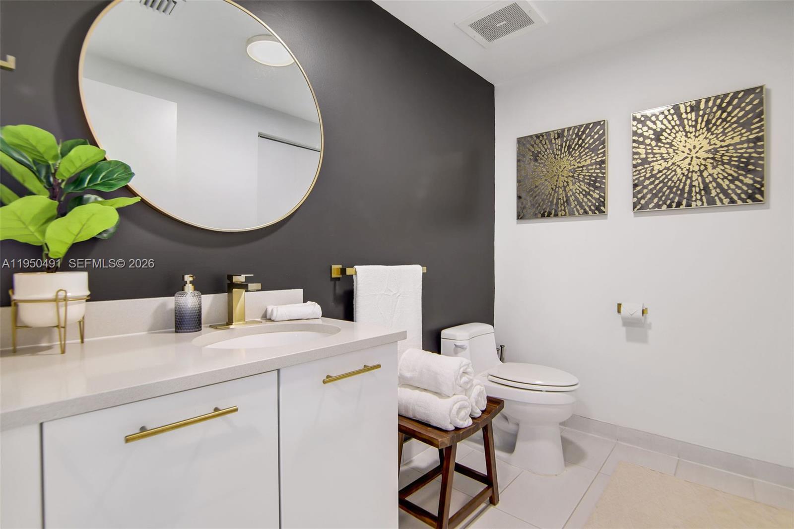 3250 NE 1st Ave #550, Miami FL 33137