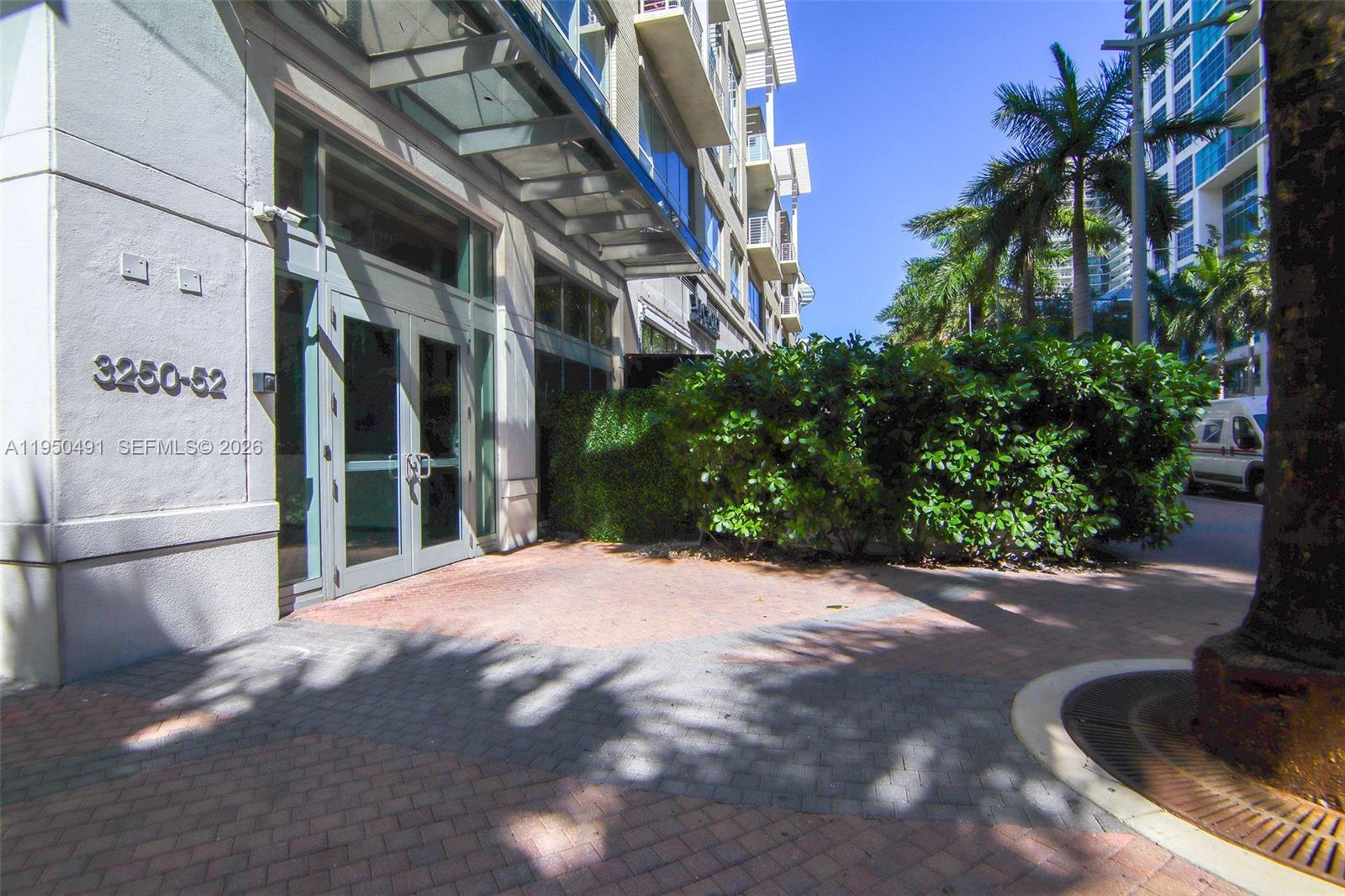 3250 NE 1st Ave #550, Miami FL 33137