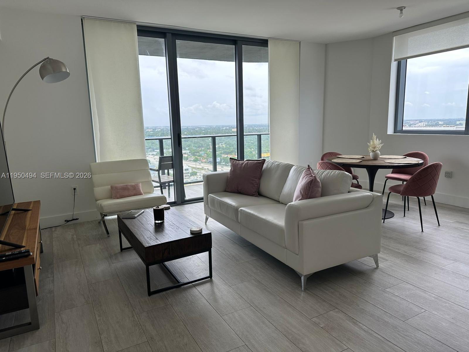 121 NE 34th St #2309, Miami FL 33137