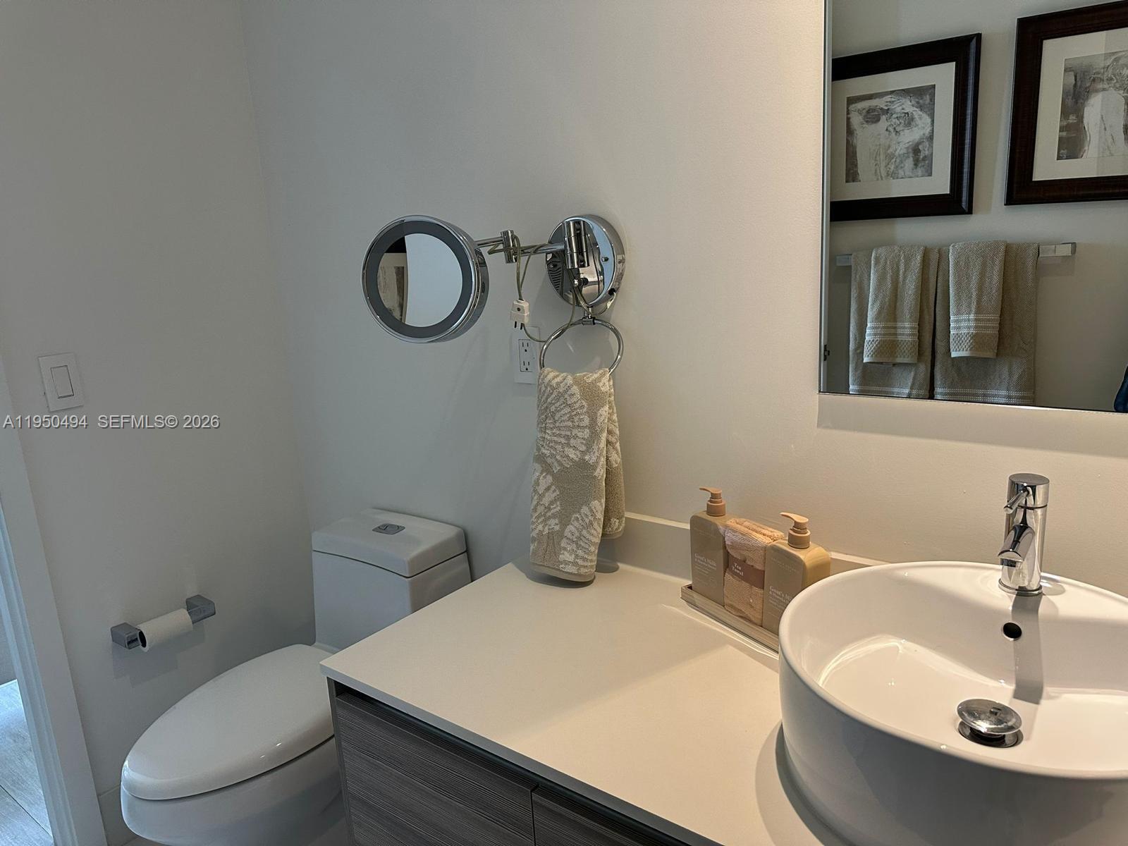 121 NE 34th St #2309, Miami FL 33137