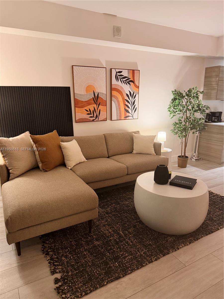 121 NE 34th St #2806A, Miami FL 33137