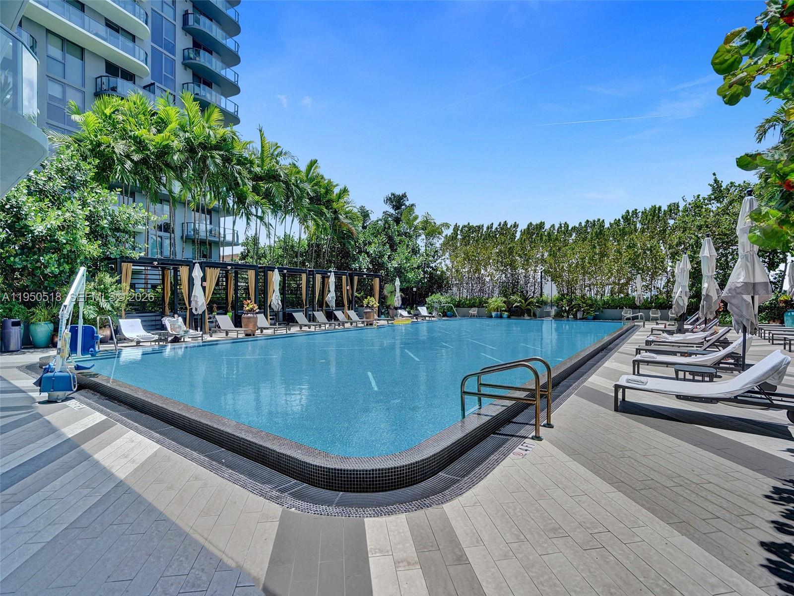 121 NE 34th St #2806A, Miami FL 33137