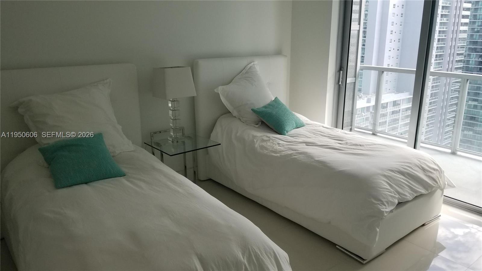 1111 SW 1st Ave #3516-N, Miami FL 33130