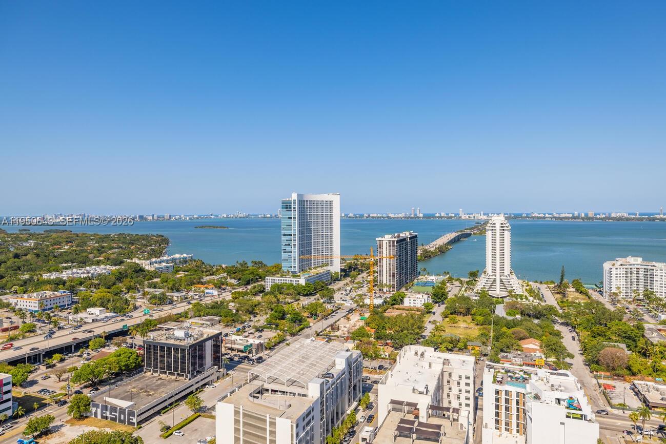 121 NE 34th St #1514, Miami FL 33137