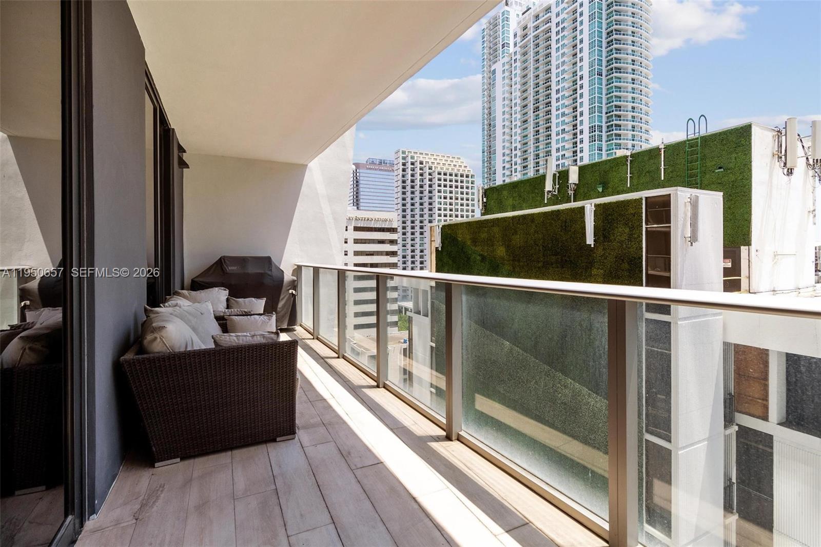 1010 Brickell Ave #1404, Miami FL 33131